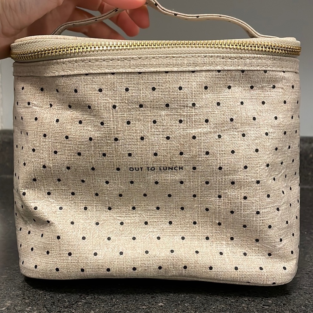 Adorable Kate Spade “out to lunch” lunchbox